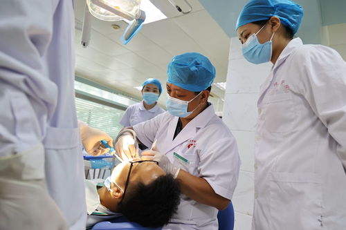 桂林醫(yī)學(xué)院附屬口腔醫(yī)院樂群門診推出午間夜間門診，拓展便民口腔診療服務(wù)